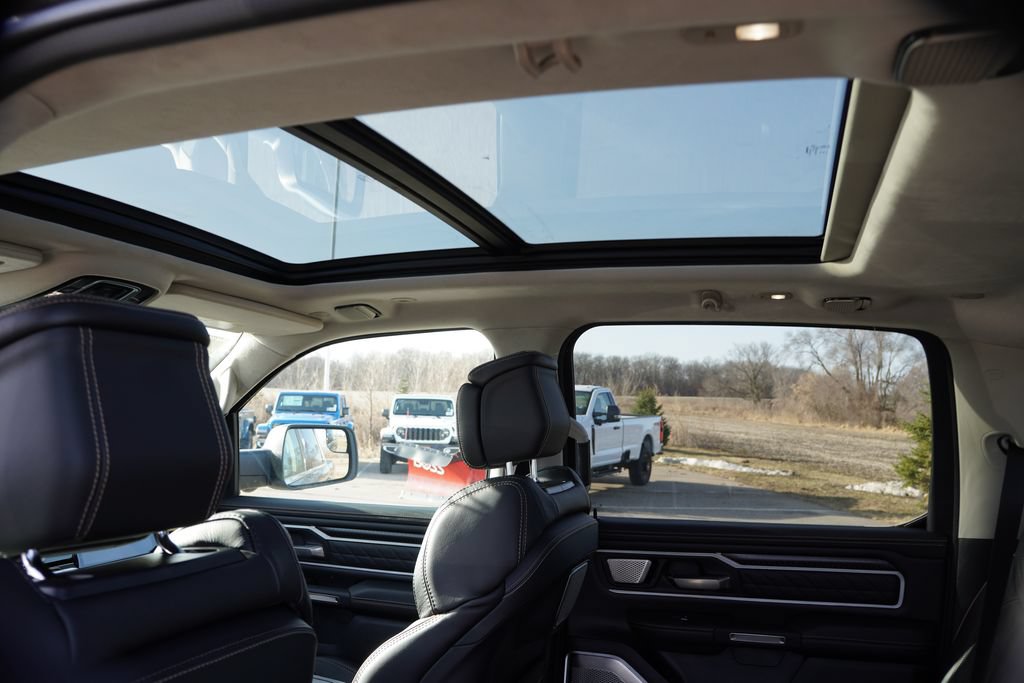 New 2026 RAM 1500 Tungsten AWD/4WD image 15