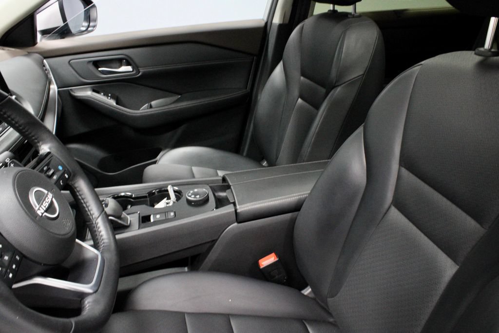 Certified 2023 Nissan Rogue SV w/ SV Premium B Package AWD/4WD image 23