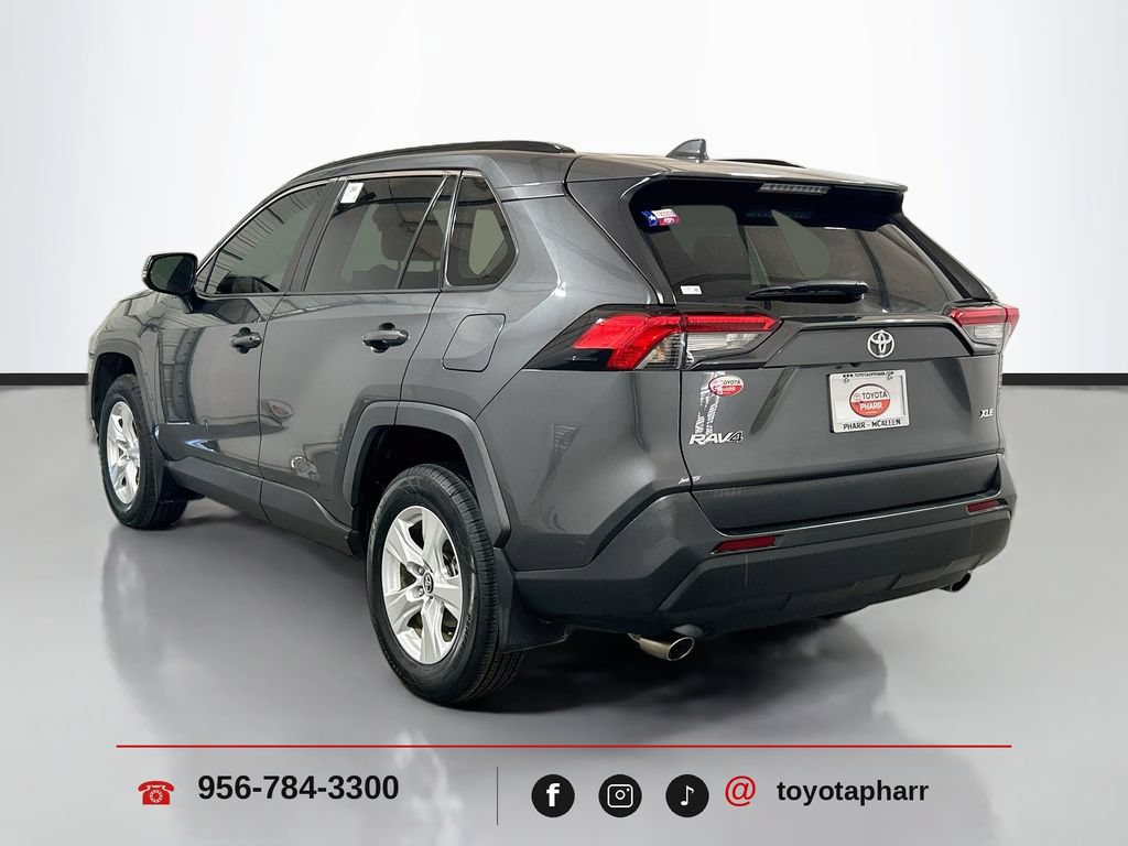 Used 2020 Toyota RAV4 XLE FWD image 7