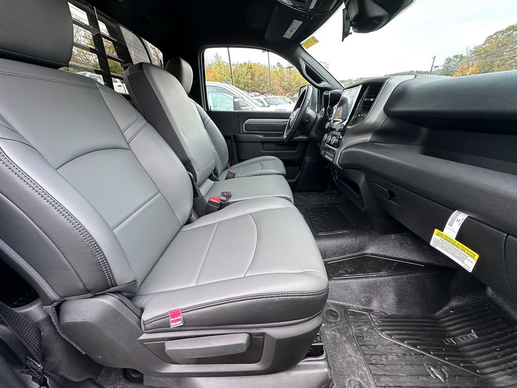 New 2026 RAM 5500 Tradesman w/ Chrome Appearance Group image 4