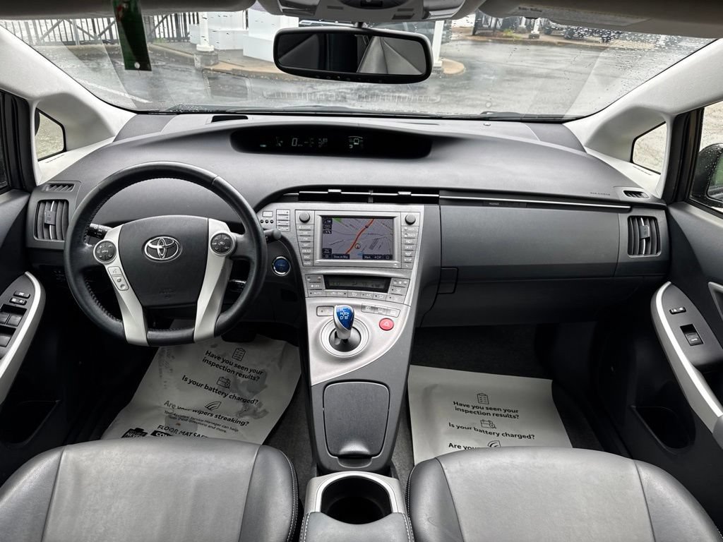 Used 2014 Toyota Prius Four w/ Solar Roof Package FWD image 18