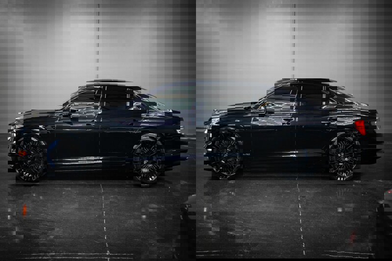 Used 2022 Bentley Flying Spur W12 image 4