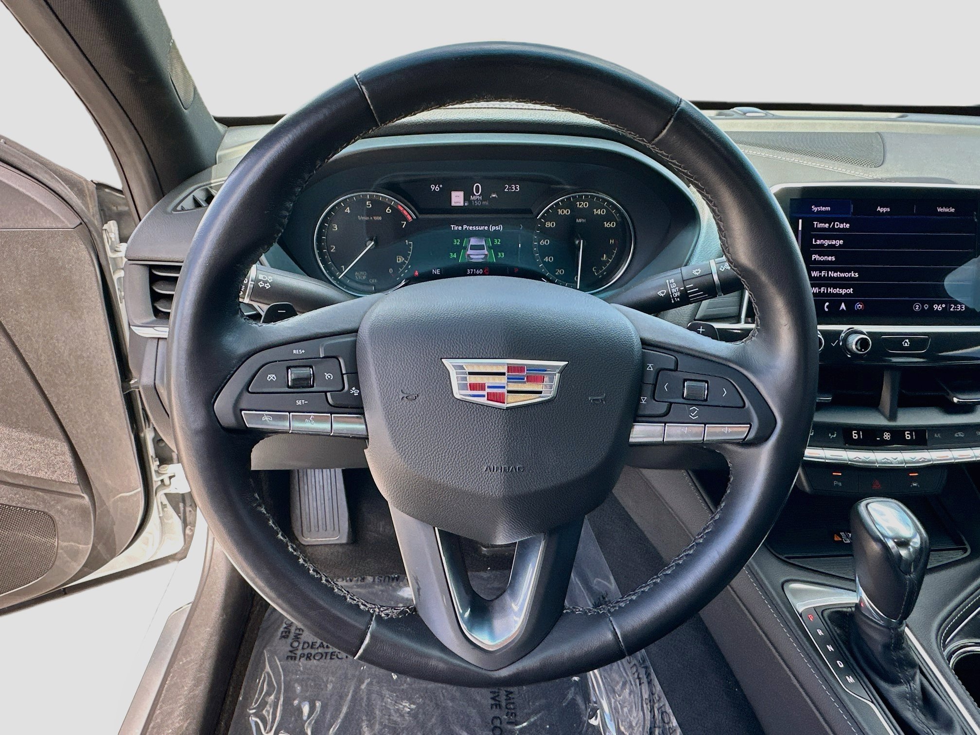 Used 2023 Cadillac CT4 Luxury w/ Sun And Sound Package RWD image 10