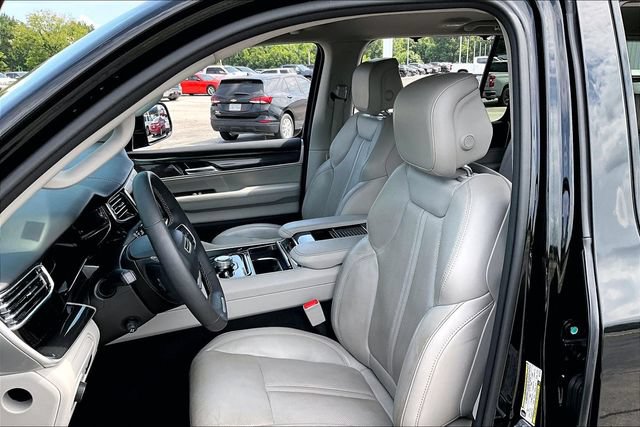 Used 2022 Jeep Wagoneer Series I w/ Convenience Group I AWD/4WD image 21