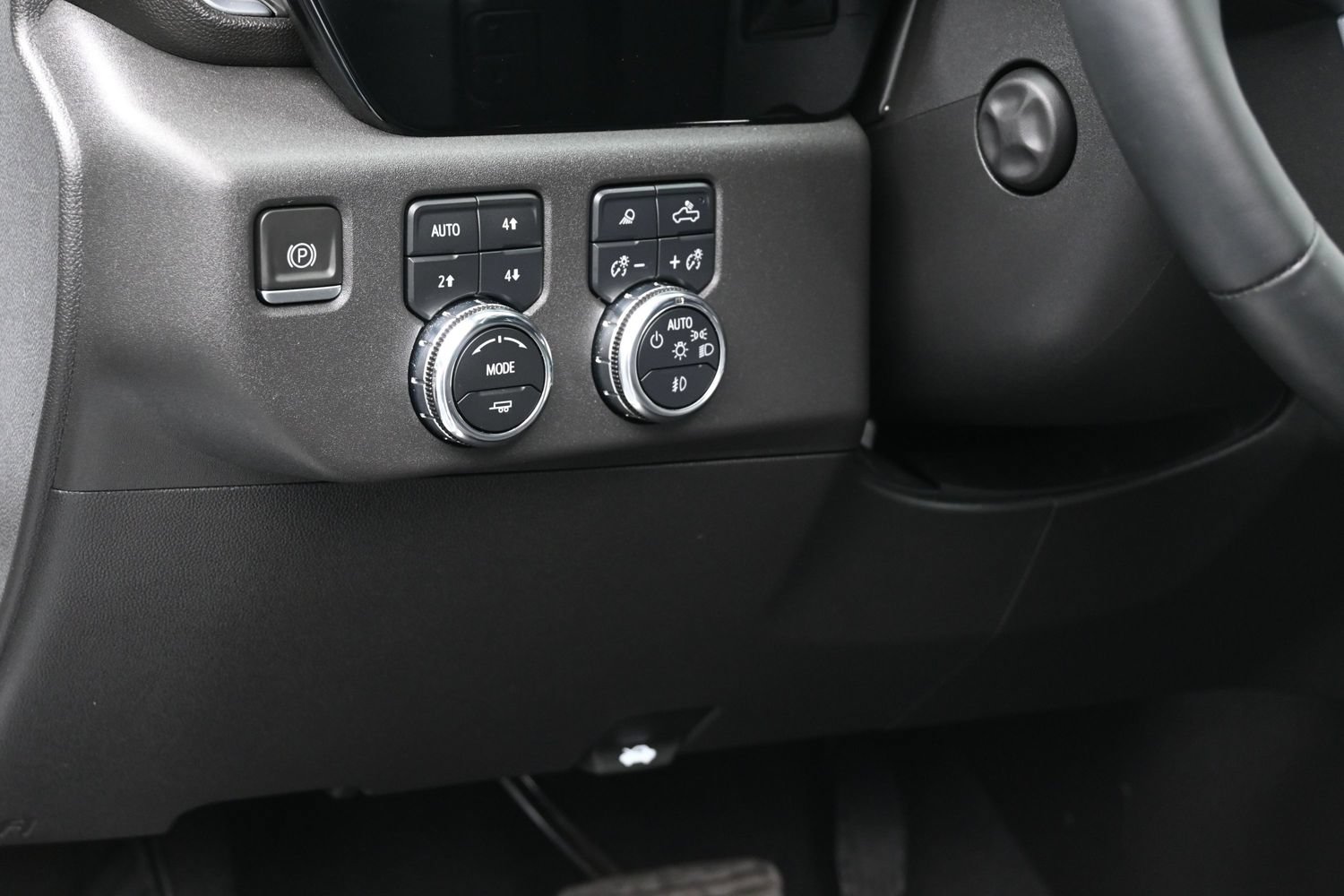 Used 2023 GMC Sierra 1500 SLT w/ SLT Premium Package AWD/4WD image 23