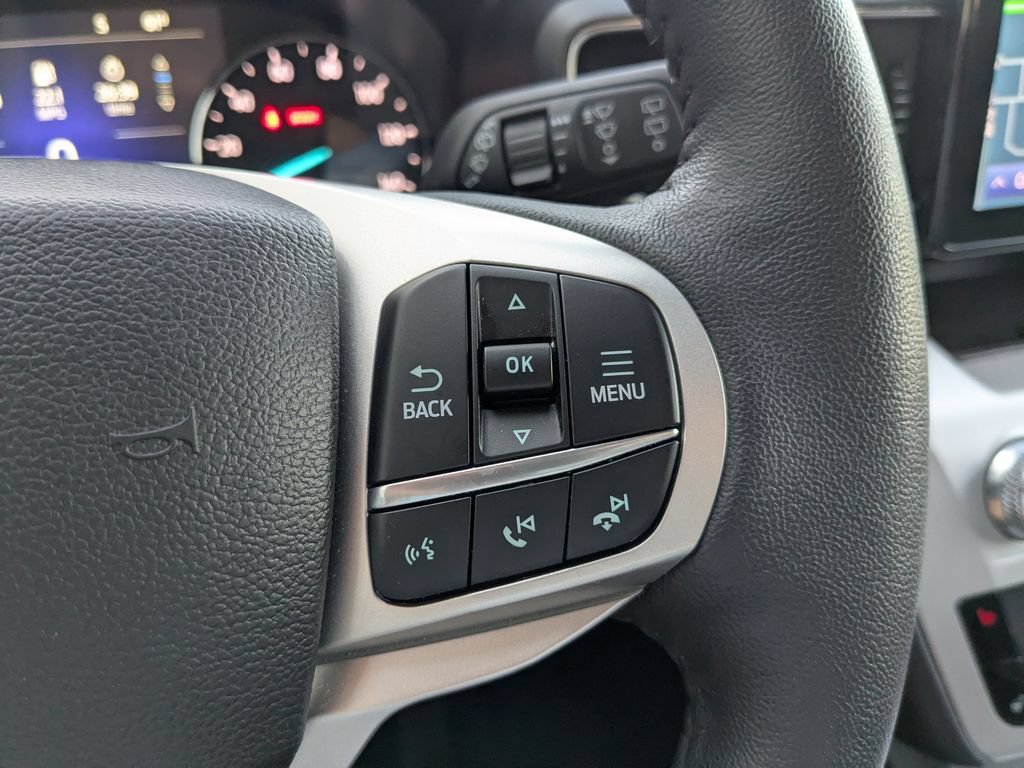 Used 2023 Ford Explorer XLT w/ Equipment Group 202A AWD/4WD image 23