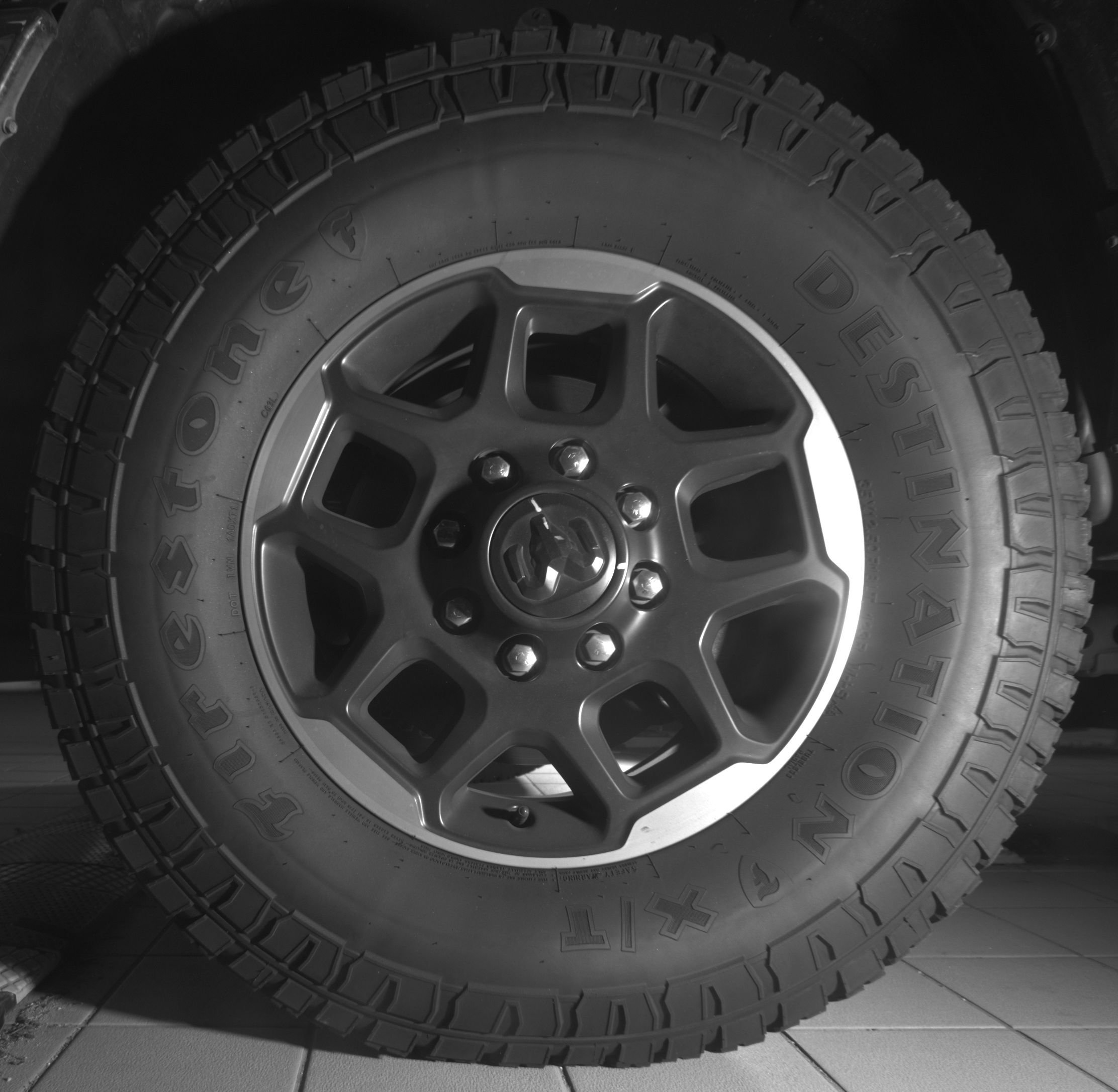 Used 2025 RAM 2500 Laramie AWD/4WD image 25
