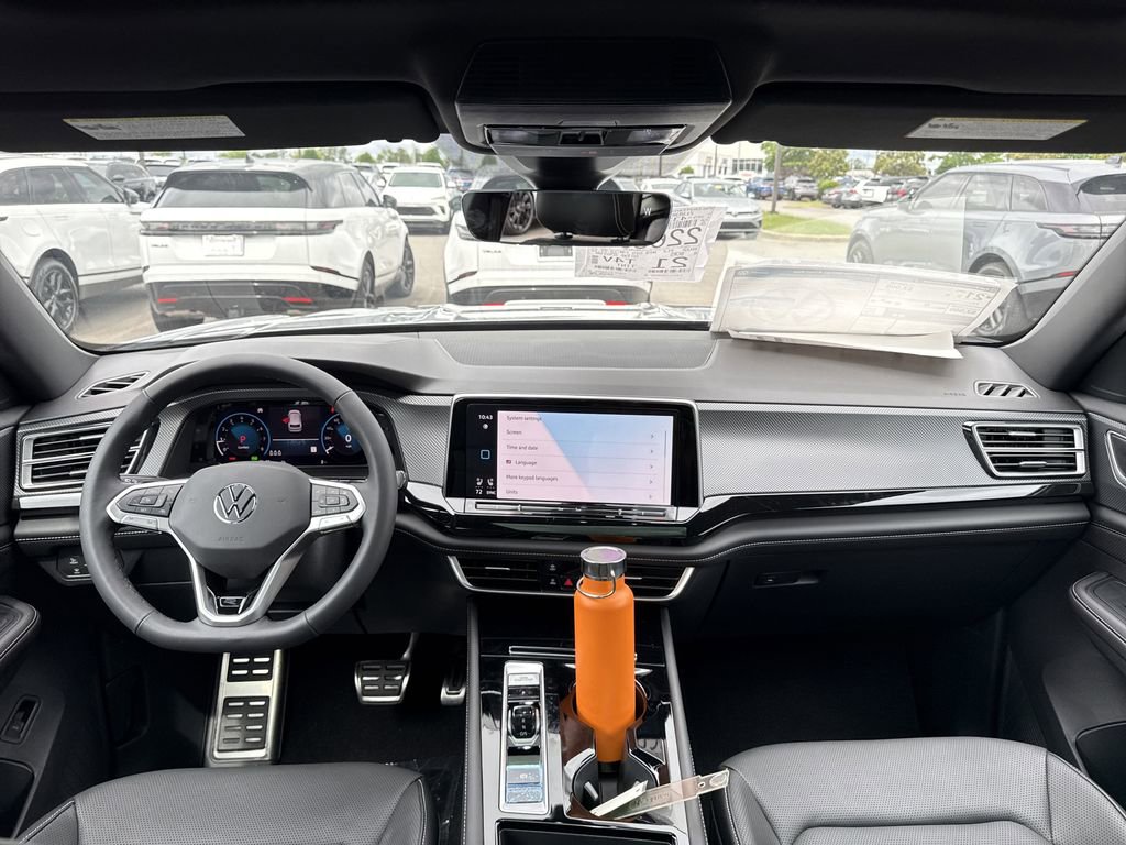 New 2025 Volkswagen Atlas Cross Sport SEL R-Line image 22