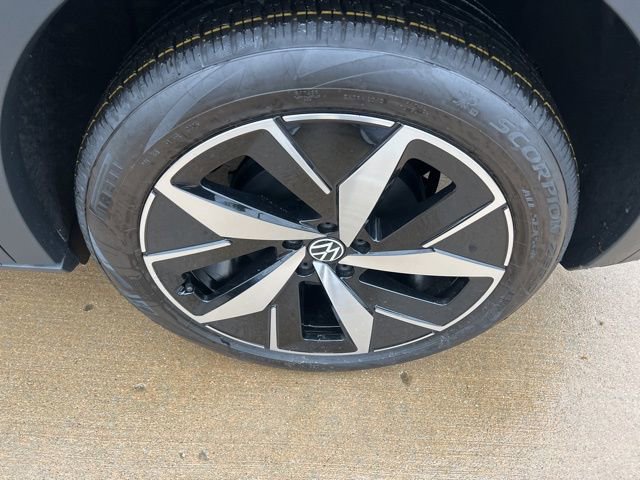New 2025 Volkswagen ID.4 Pro S image 11