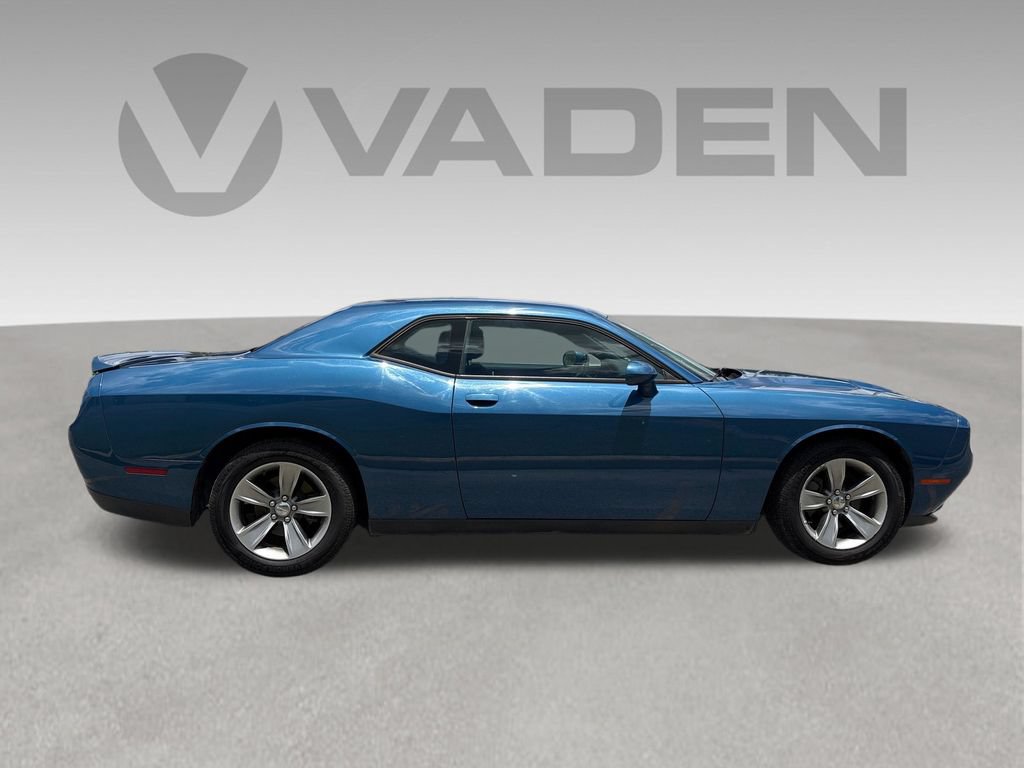 Used 2021 Dodge Challenger SXT RWD image 26