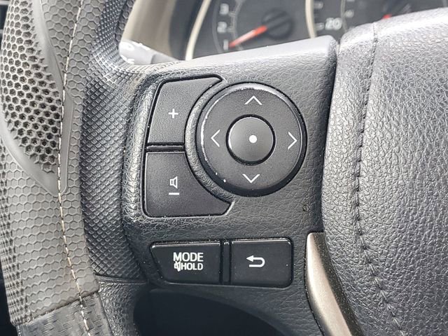 Used 2015 Toyota RAV4 LE image 14