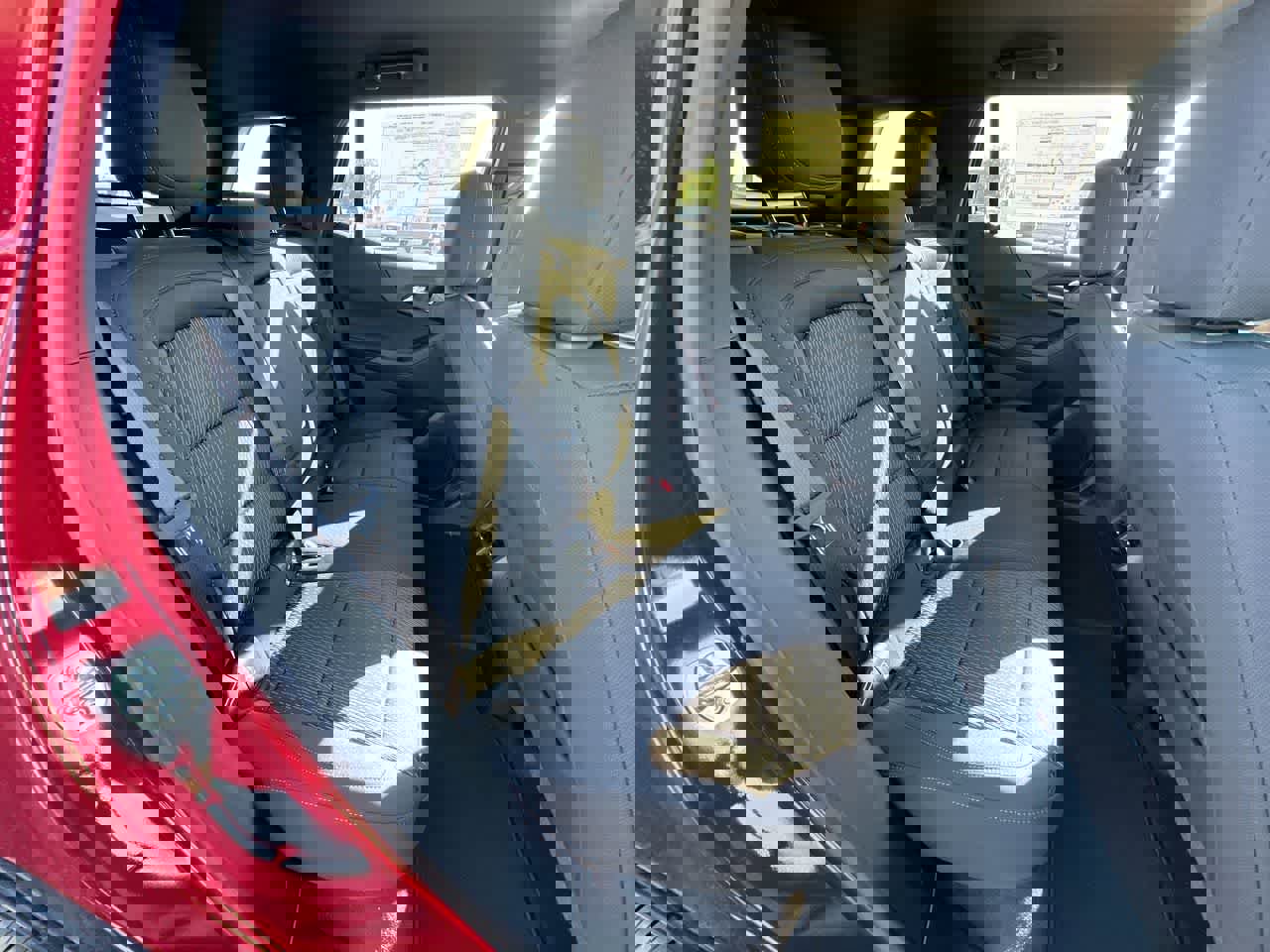 New 2025 Chevrolet Equinox LT image 26