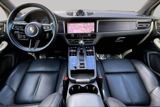 Used 2024 Porsche Macan GTS AWD/4WD image 9