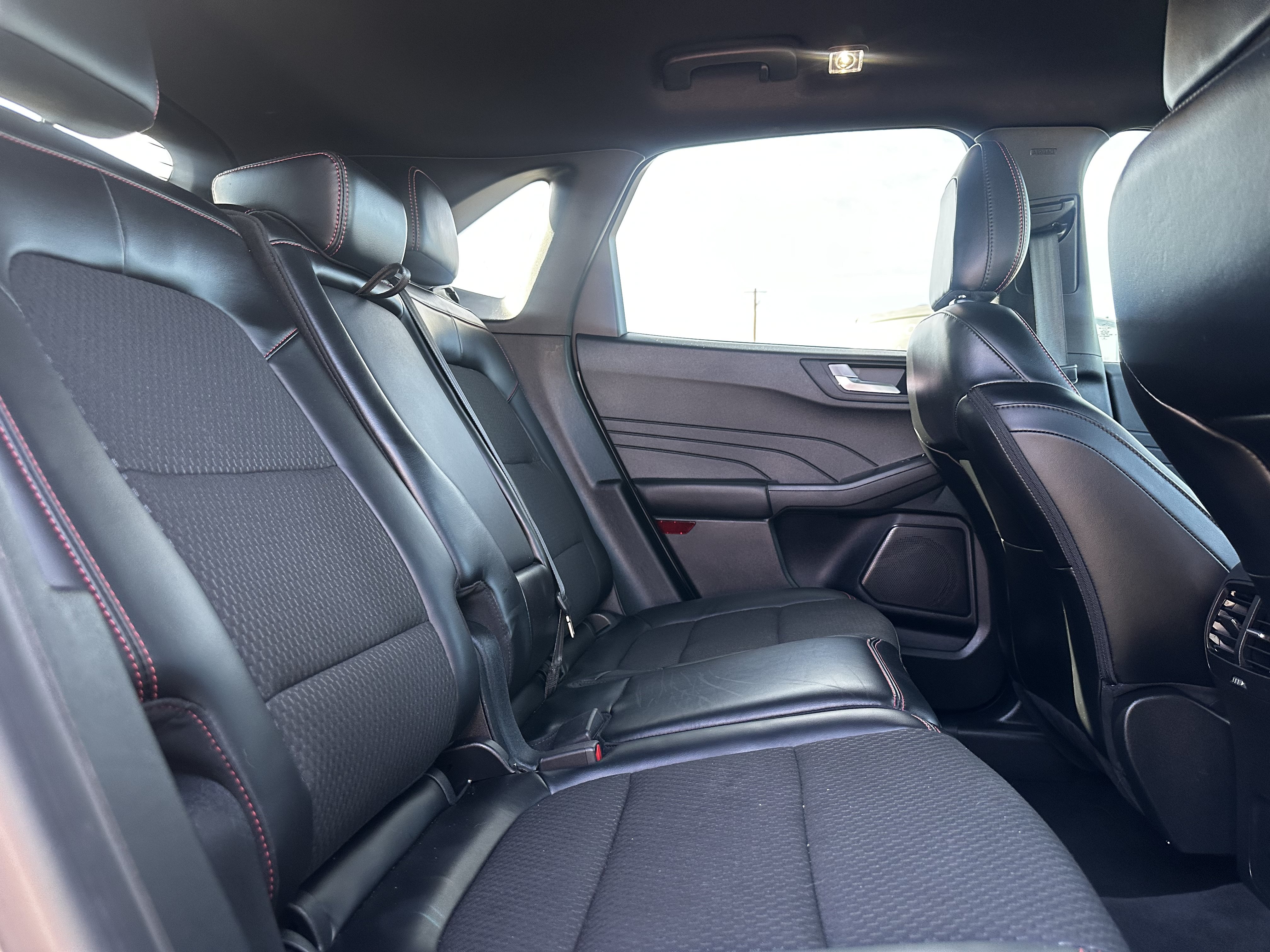 Used 2023 Ford Escape ST-Line w/ Tech Pack #1 FWD image 10