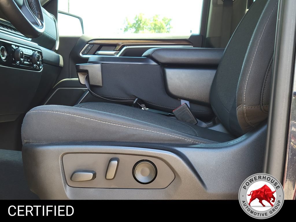 Used 2022 Chevrolet Silverado 1500 LT AWD/4WD image 24