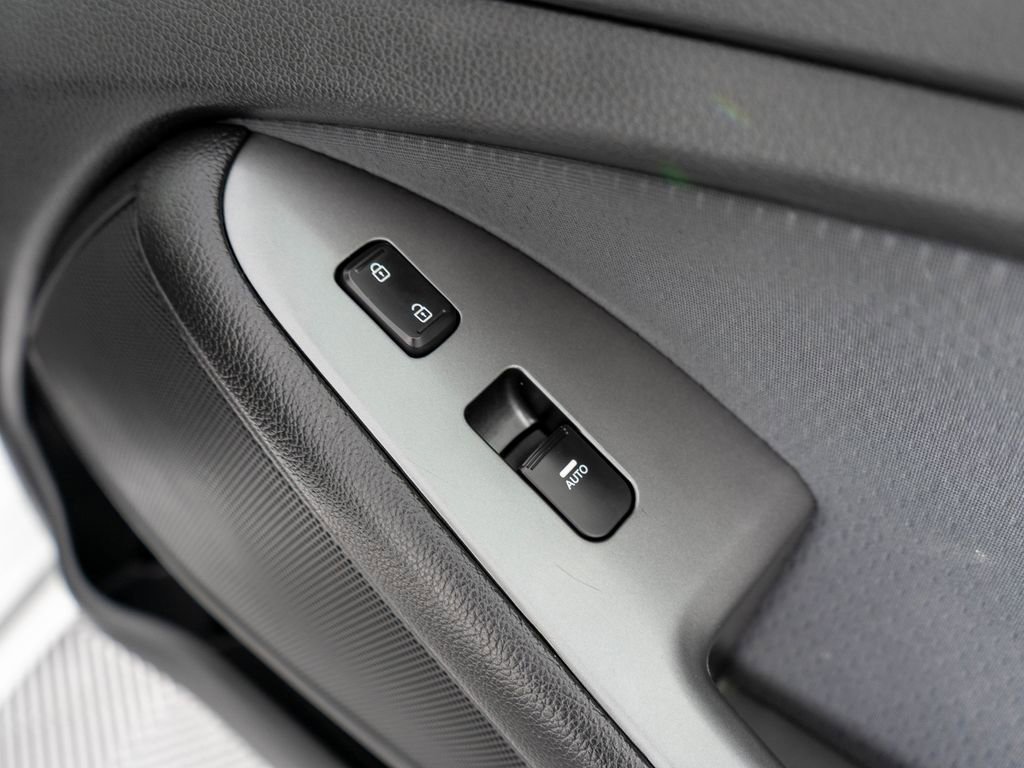 Used 2013 Kia Optima LX w/ Hybrid Convenience Pkg FWD image 9