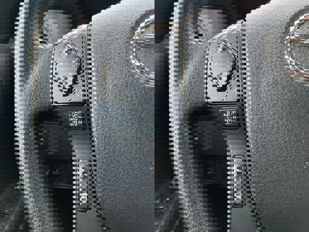 Used 2020 Toyota Tacoma SR image 17