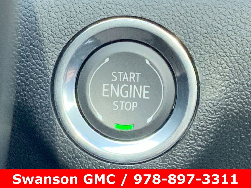 New 2026 GMC Terrain Denali w/ LPO, Floor Liner Package image 17