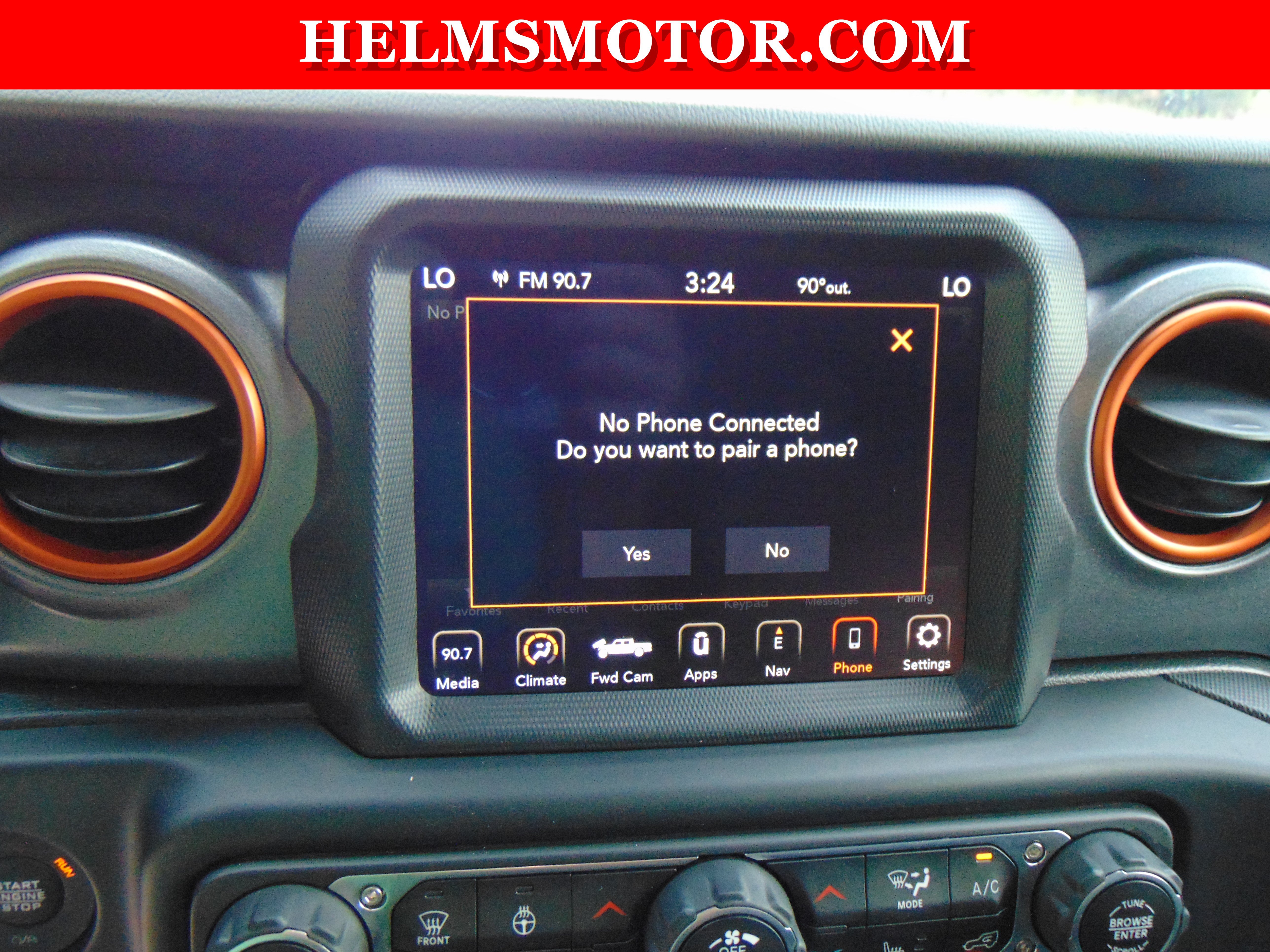 Used 2021 Jeep Gladiator Mojave AWD/4WD image 36