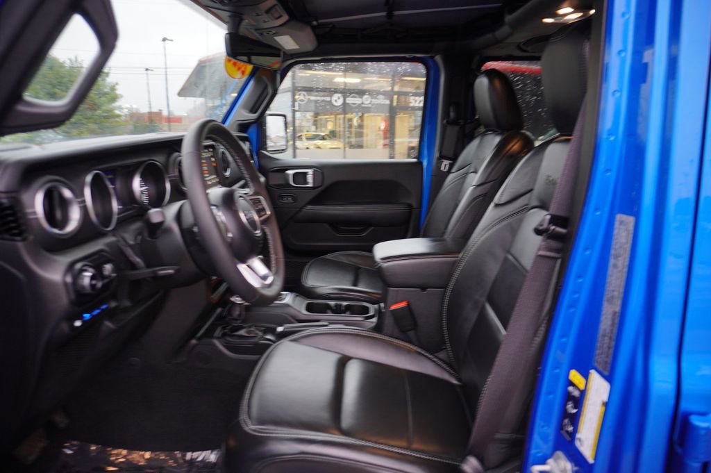 Used 2023 Jeep Wrangler Unlimited Sahara w/ Cold Weather Group image 23