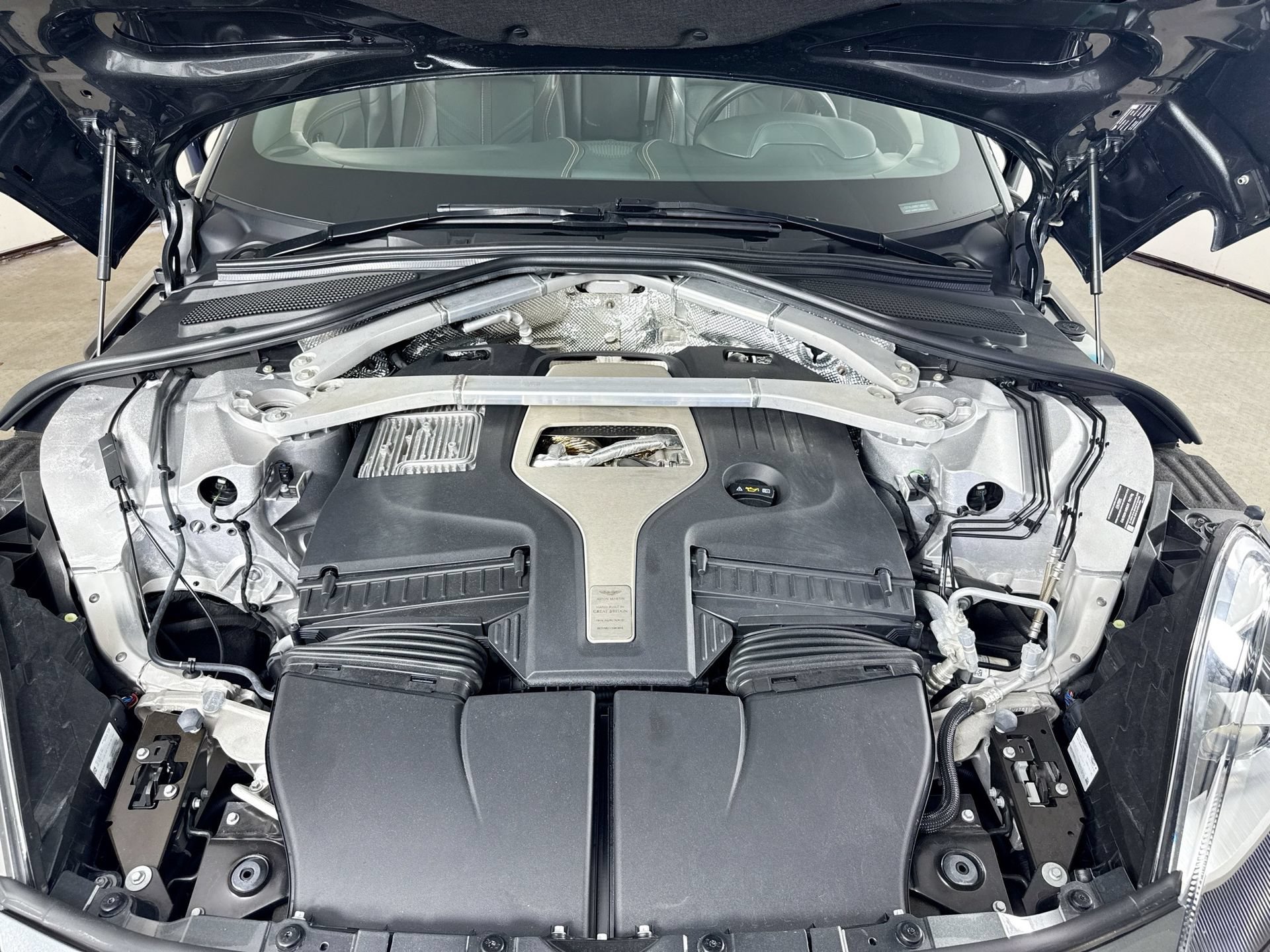 Used 2023 Aston Martin DBX 707 AWD/4WD image 21