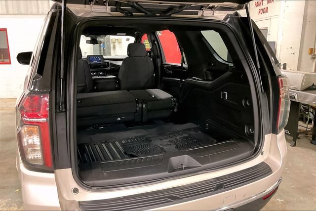 Used 2022 Chevrolet Tahoe 4WD image 32