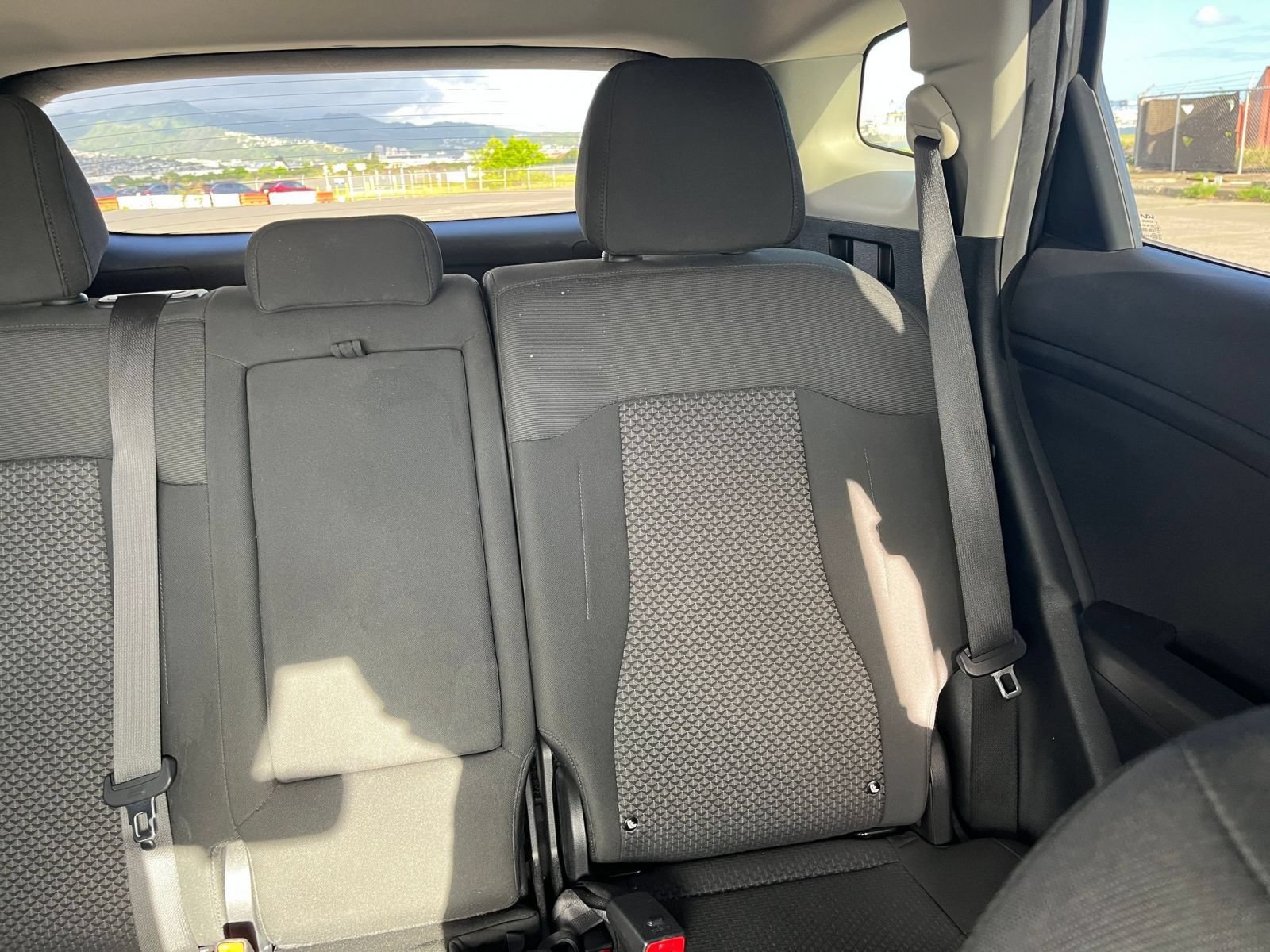 Used 2025 Kia Sportage LX FWD image 31