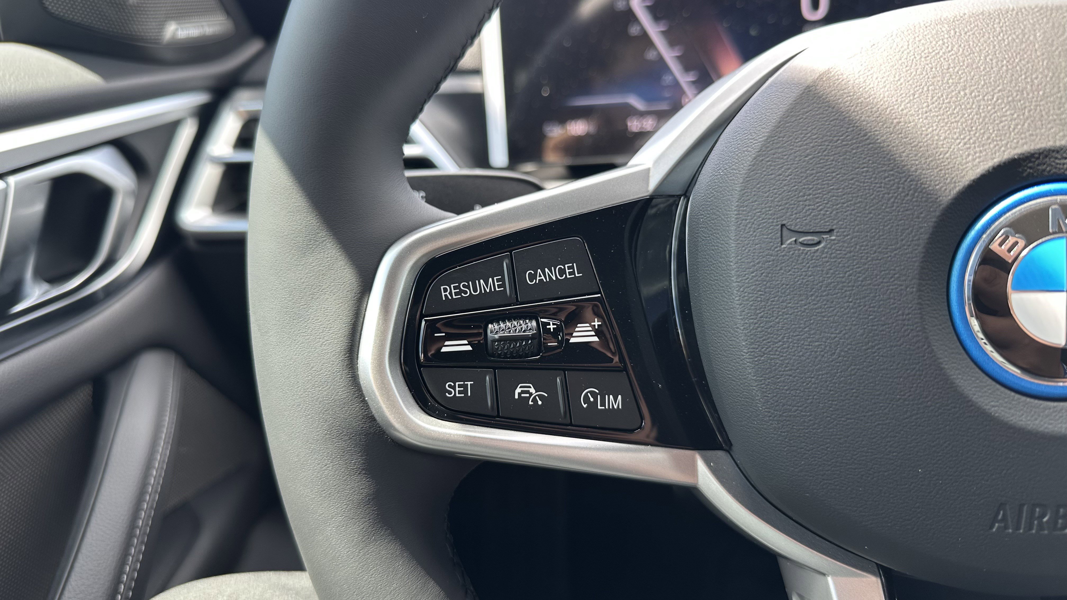 Used 2025 BMW i4 xDrive40i w/ M Sport Package image 18