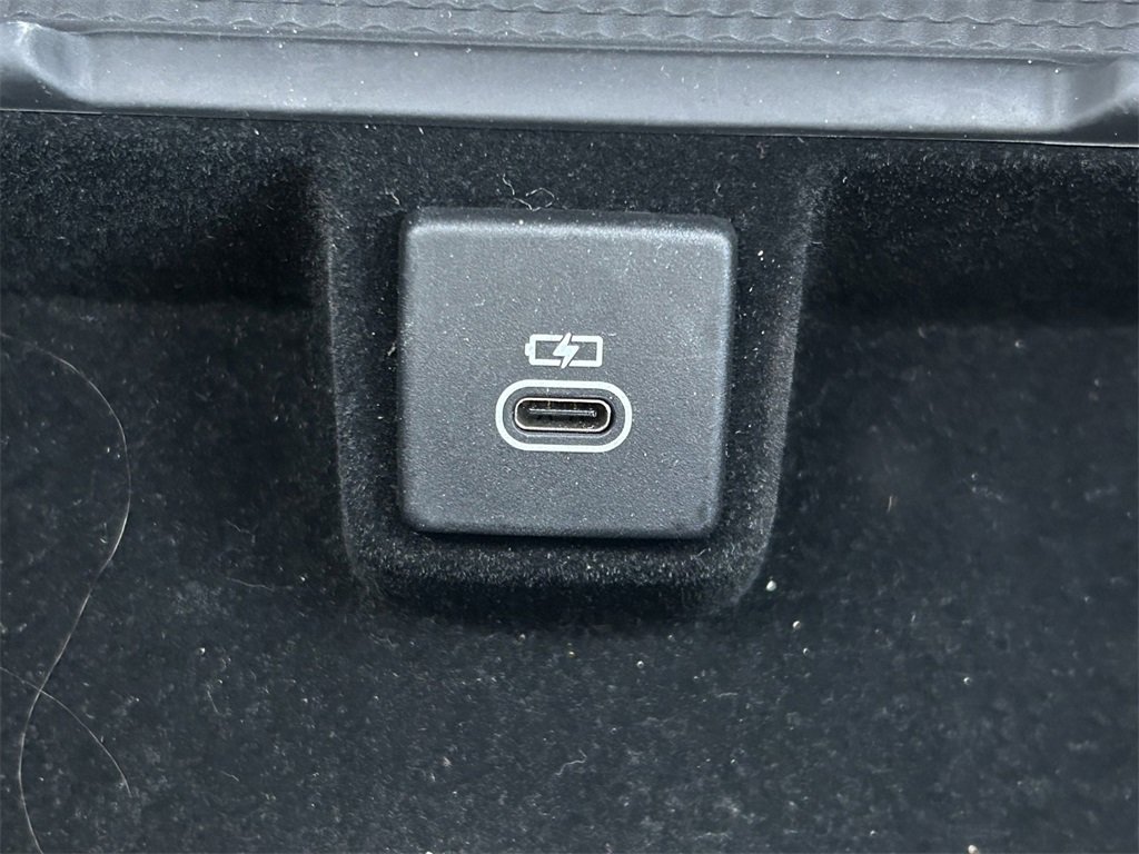 Used 2023 Land Rover Range Rover SE image 34