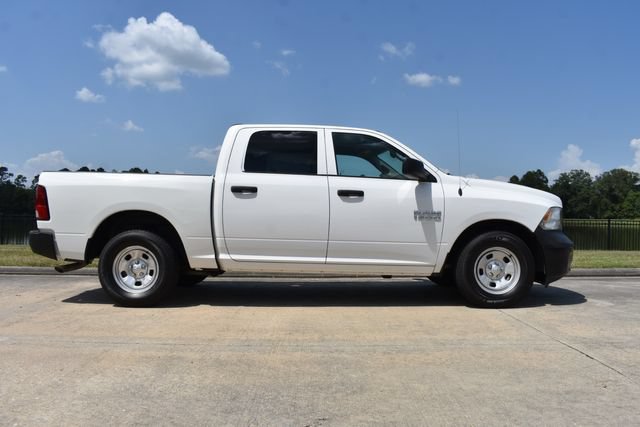 Used 2017 RAM 1500 Tradesman RWD image 3