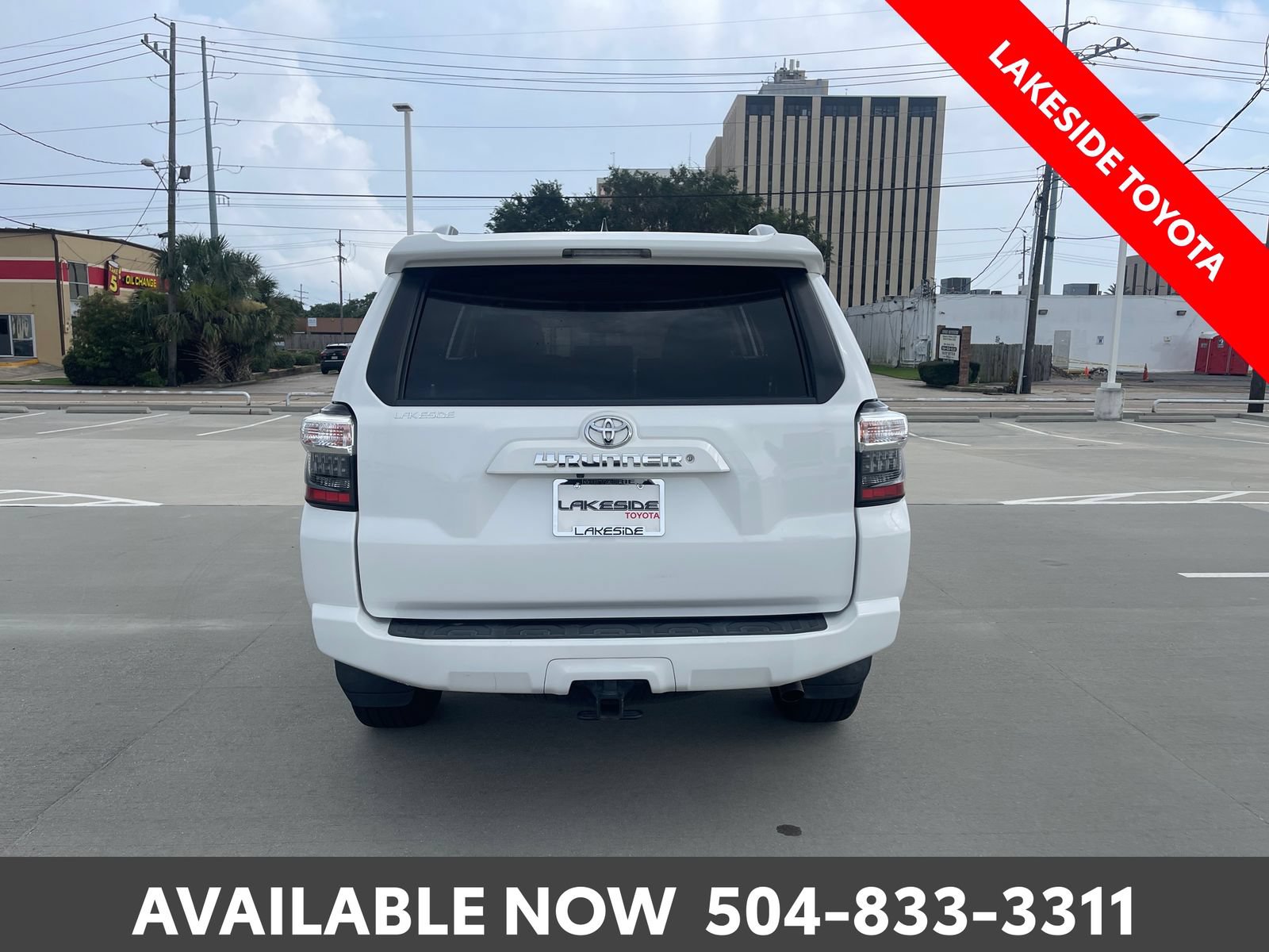 Used 2017 Toyota 4Runner SR5 RWD image 4