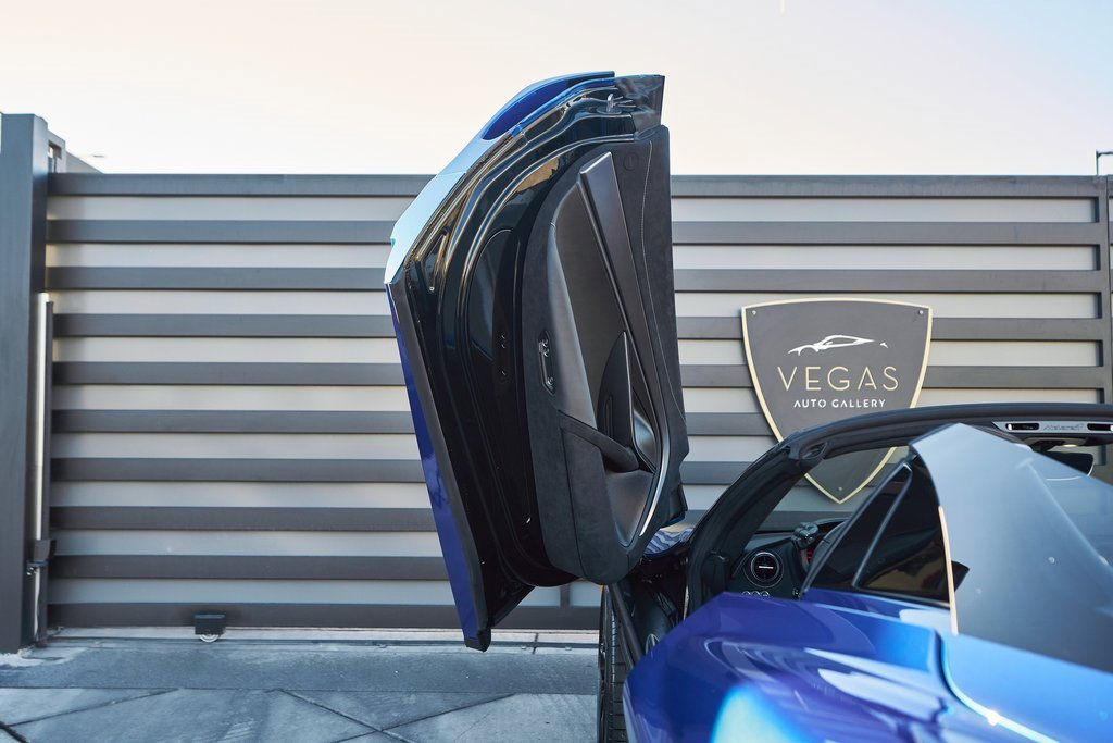 Used 2026 McLaren 750S Spider image 29