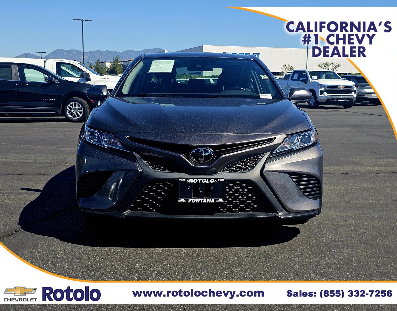 Used 2020 Toyota Camry SE w/ Carpet Mat Package image 2