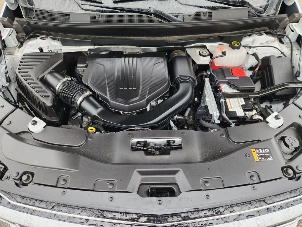 Certified 2025 Chevrolet Traverse High Country FWD image 32