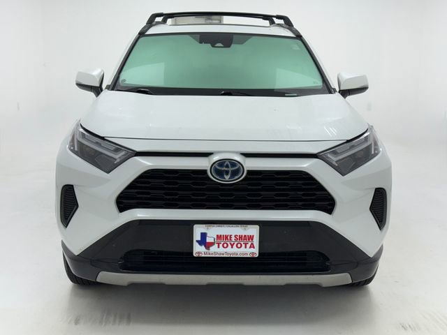 Used 2024 Toyota RAV4 SE w/ Convenience Package image 3
