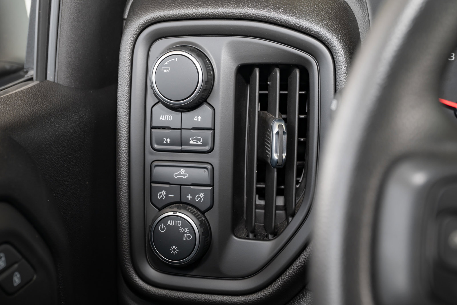 Used 2024 Chevrolet Silverado 1500 Custom w/ Turbomax Blackout Package image 31