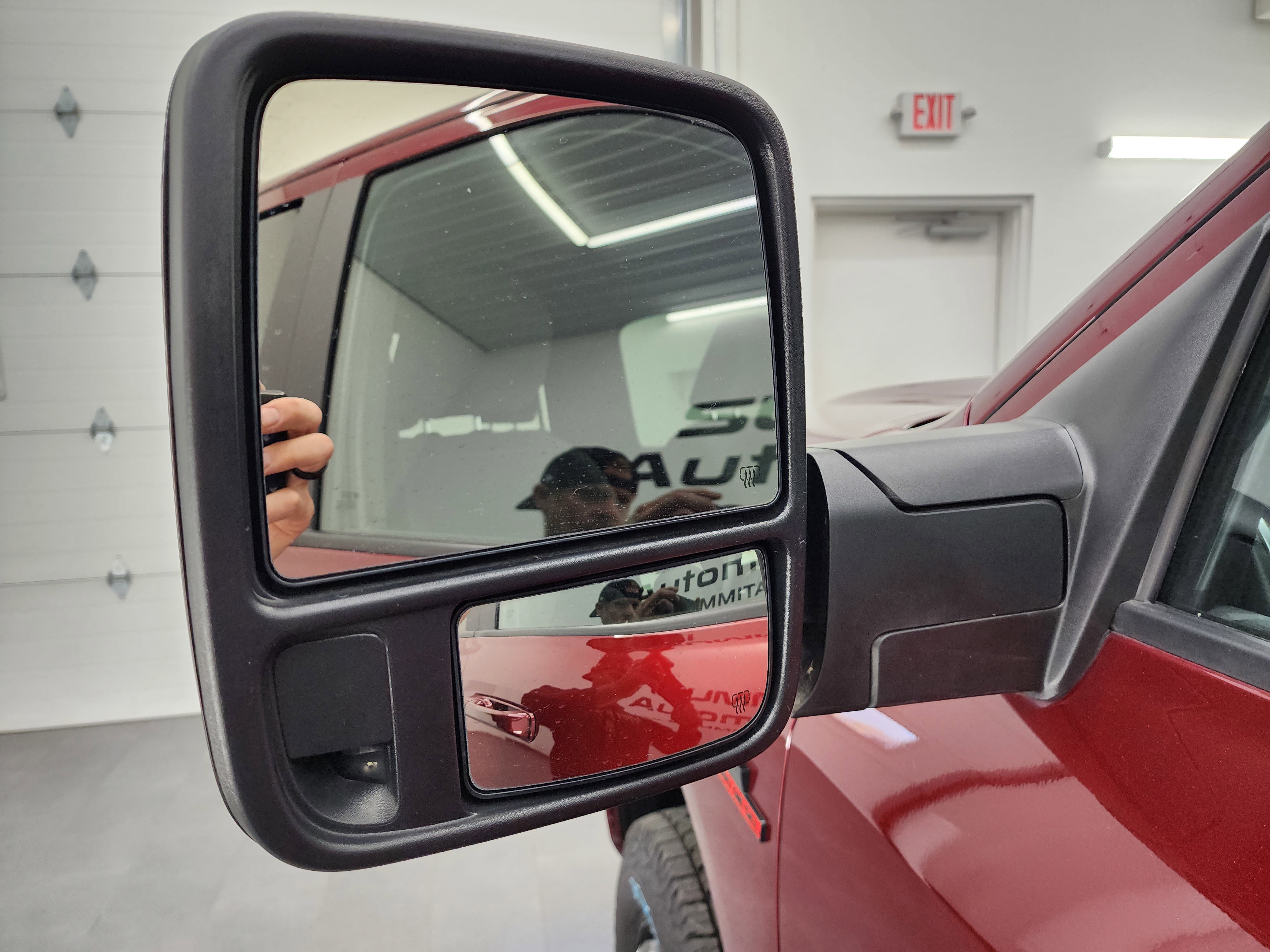 Used 2024 RAM 3500 Big Horn w/ Night Edition AWD/4WD image 38