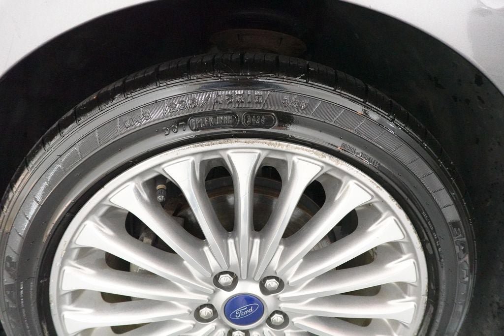 Used 2014 Ford Fusion Titanium FWD image 39