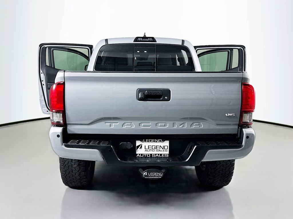 Used 2019 Toyota Tacoma TRD Off-Road w/ Technology Package image 22