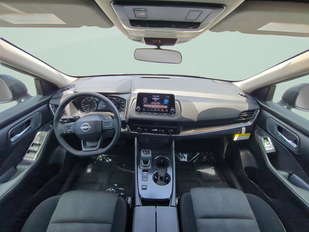 Certified 2026 Nissan Rogue SV FWD image 22