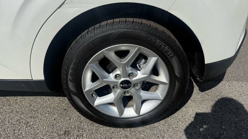 Used 2023 Kia Soul LX w/ LX Technology Package FWD image 53