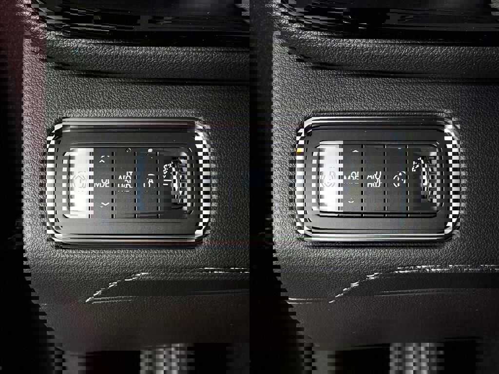 New 2026 Buick Enclave Avenir w/ Super Cruise Package image 19