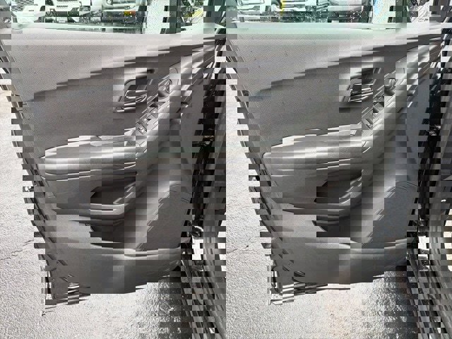 Used 2022 Chevrolet Trax LS w/ Tint and Cruise Package image 16