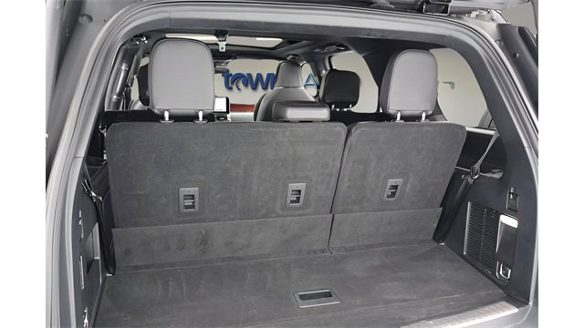 Used 2021 Lincoln Navigator Reserve image 23