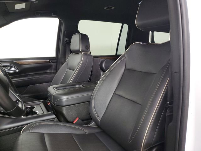 Used 2023 Chevrolet Suburban Premier image 23