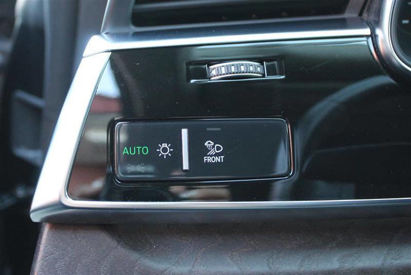 Used 2020 Audi Q8 Prestige w/ Prestige Package image 20