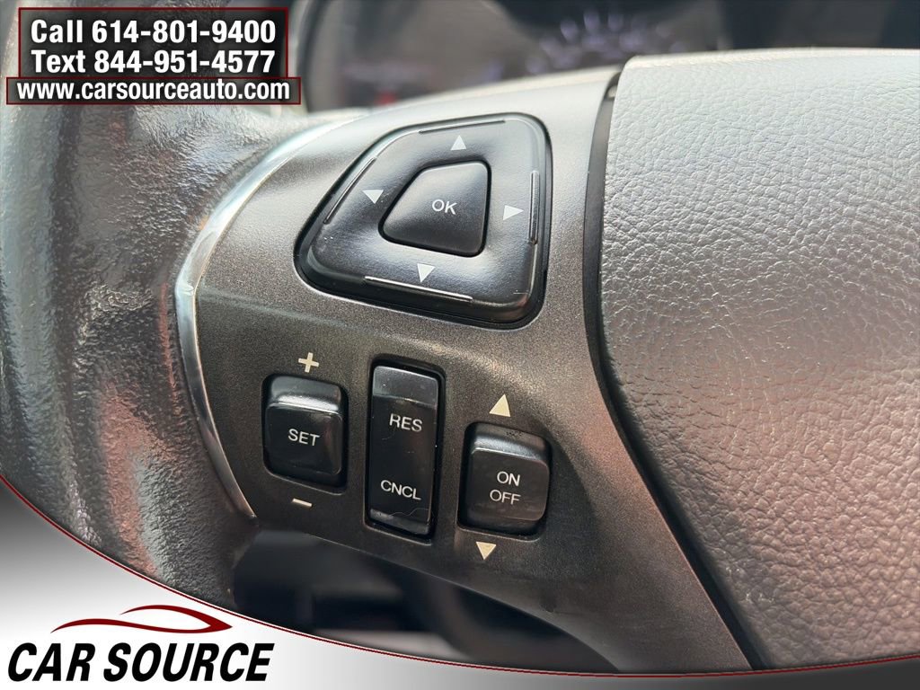 Used 2017 Lincoln MKT AWD image 15