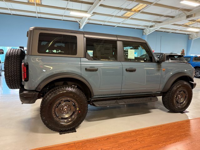 New 2025 Ford Bronco Badlands w/ Sasquatch Package image 6