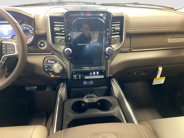 New 2026 RAM 1500 Laramie w/ Laramie Preferred Package AWD/4WD image 12