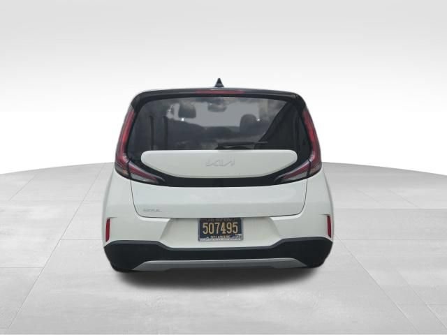 Used 2024 Kia Soul S FWD image 7